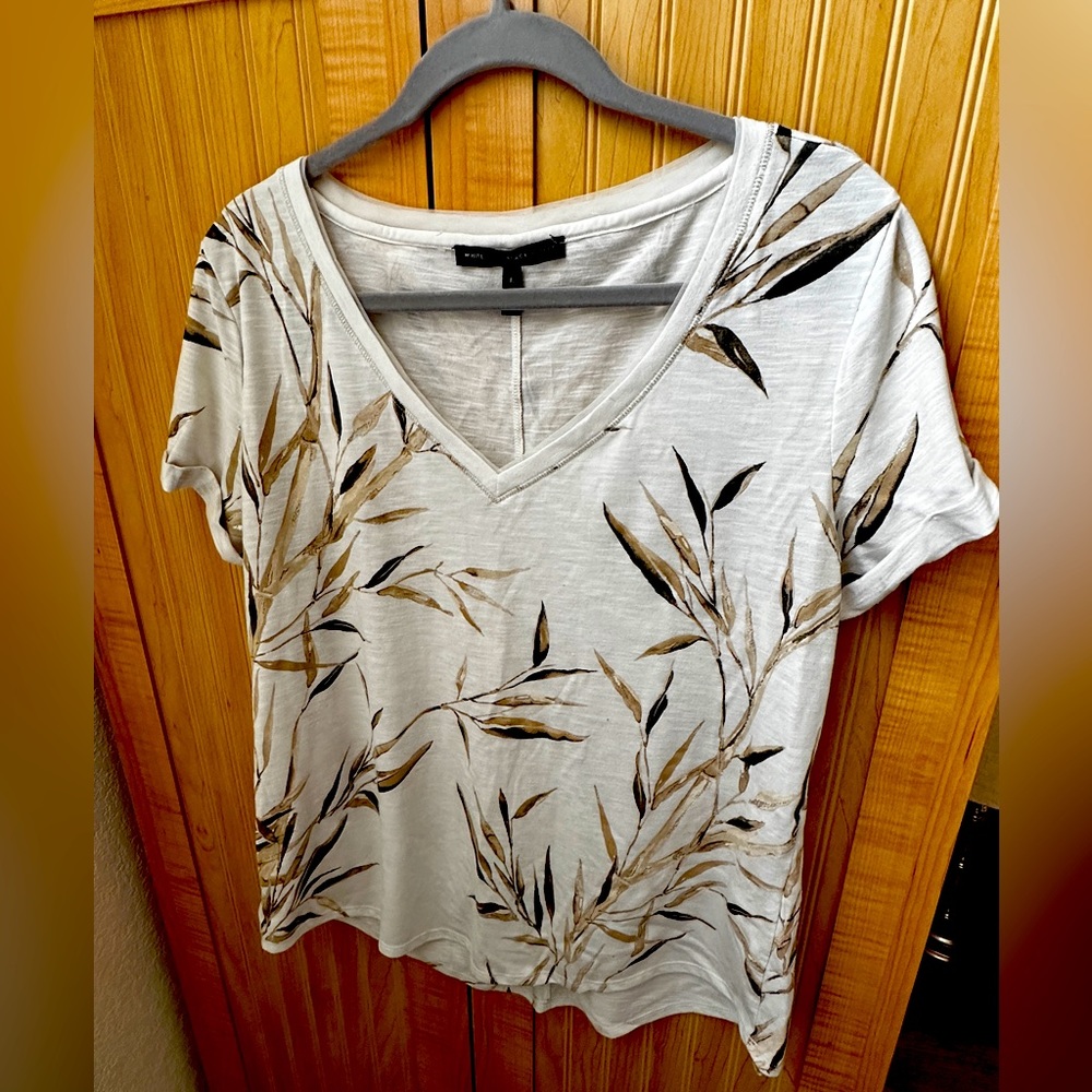 Women’s v-neck T-shirt